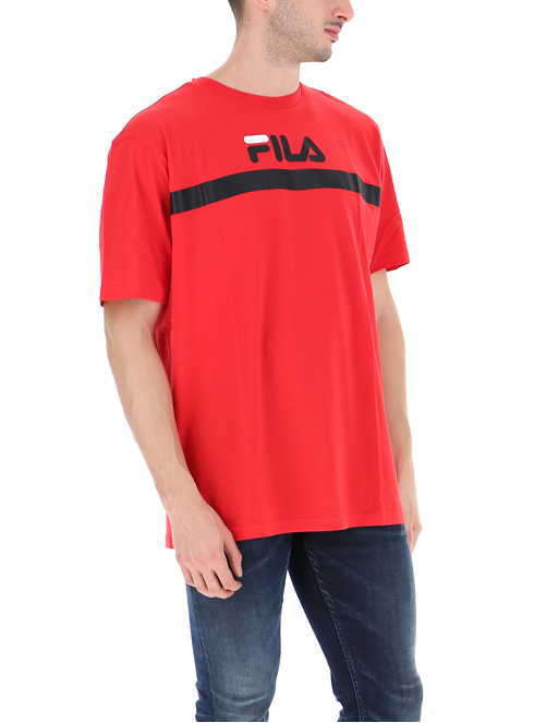 red fila t shirt